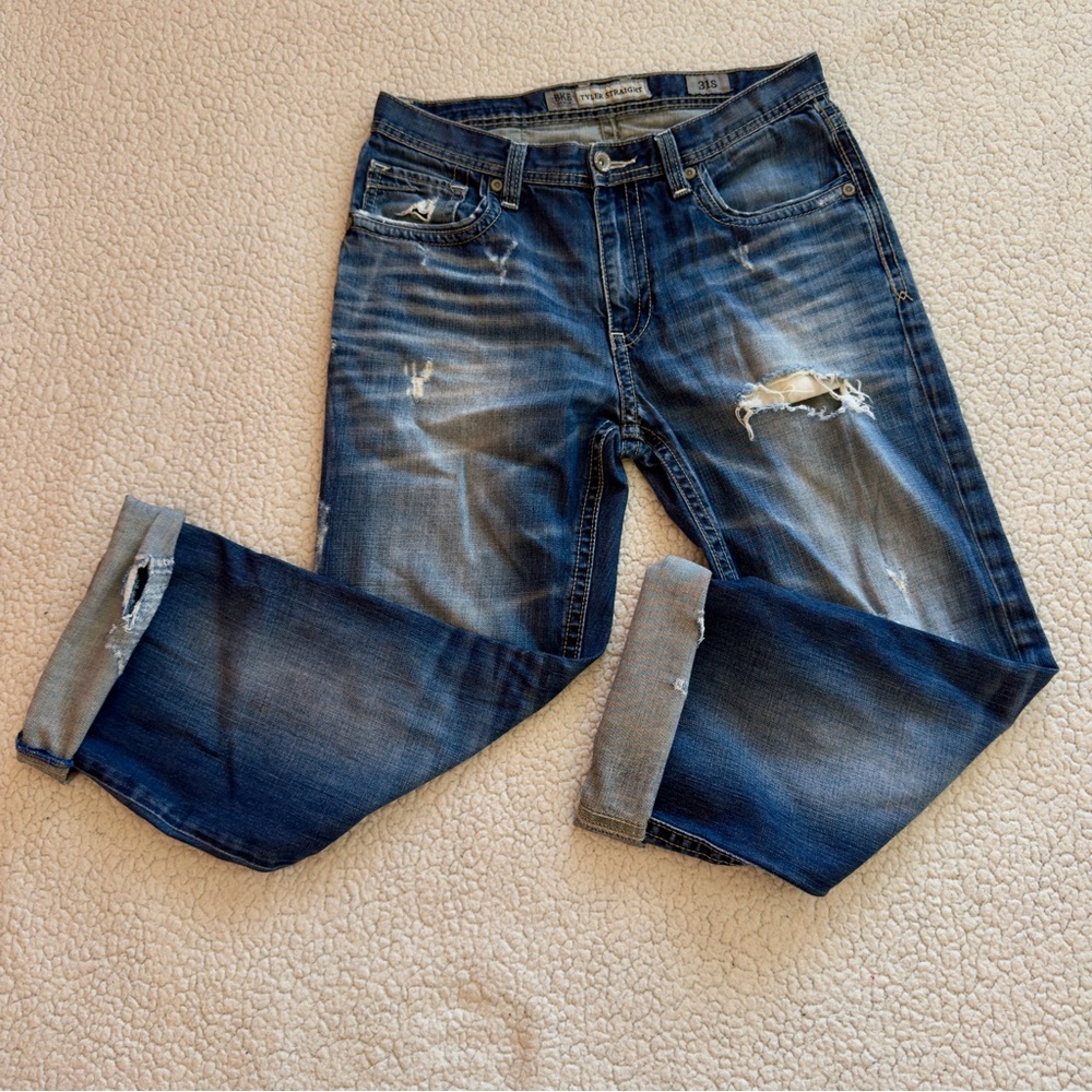 BKE Denim Tyler Straight Distressed Jeans Size 31s
